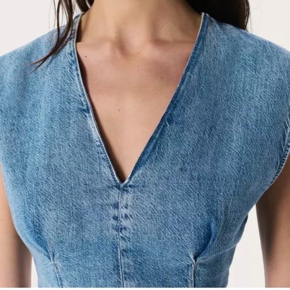 Light Wash Denim V-Neck Top - Picture 3 of 5
